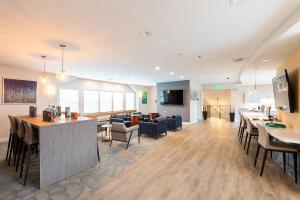 Apartments in Limerick, Pennsylvania - Clubhouse with Cyber Cafe
